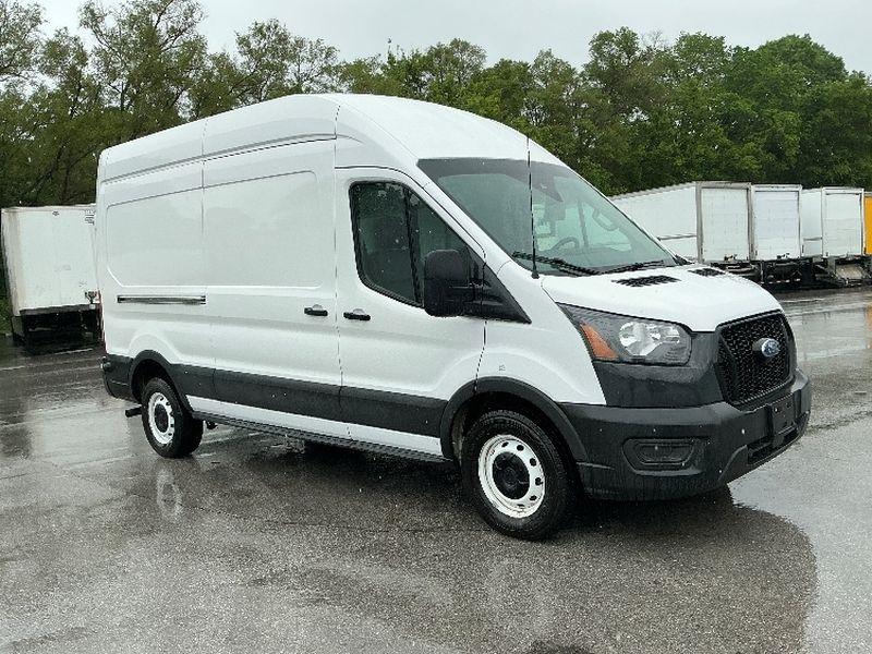 ford transit van 2022 1FTBR1X82NKA23226 image